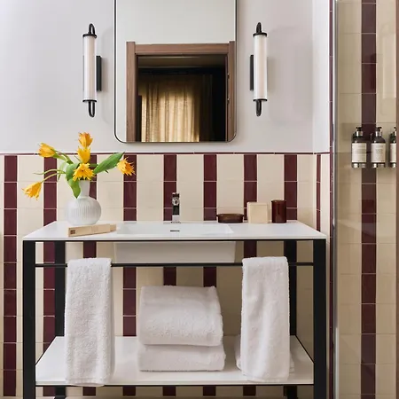 アパートホテル Seda Residences グラナダ