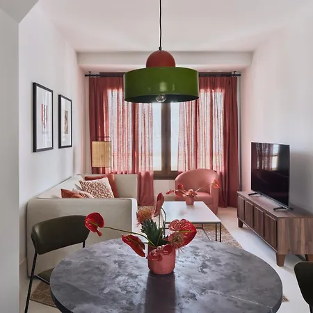 アパートホテル Seda Residences グラナダ